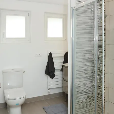 Suite Jockey Stable By La Boite En Plus Gouvieux Exterior foto