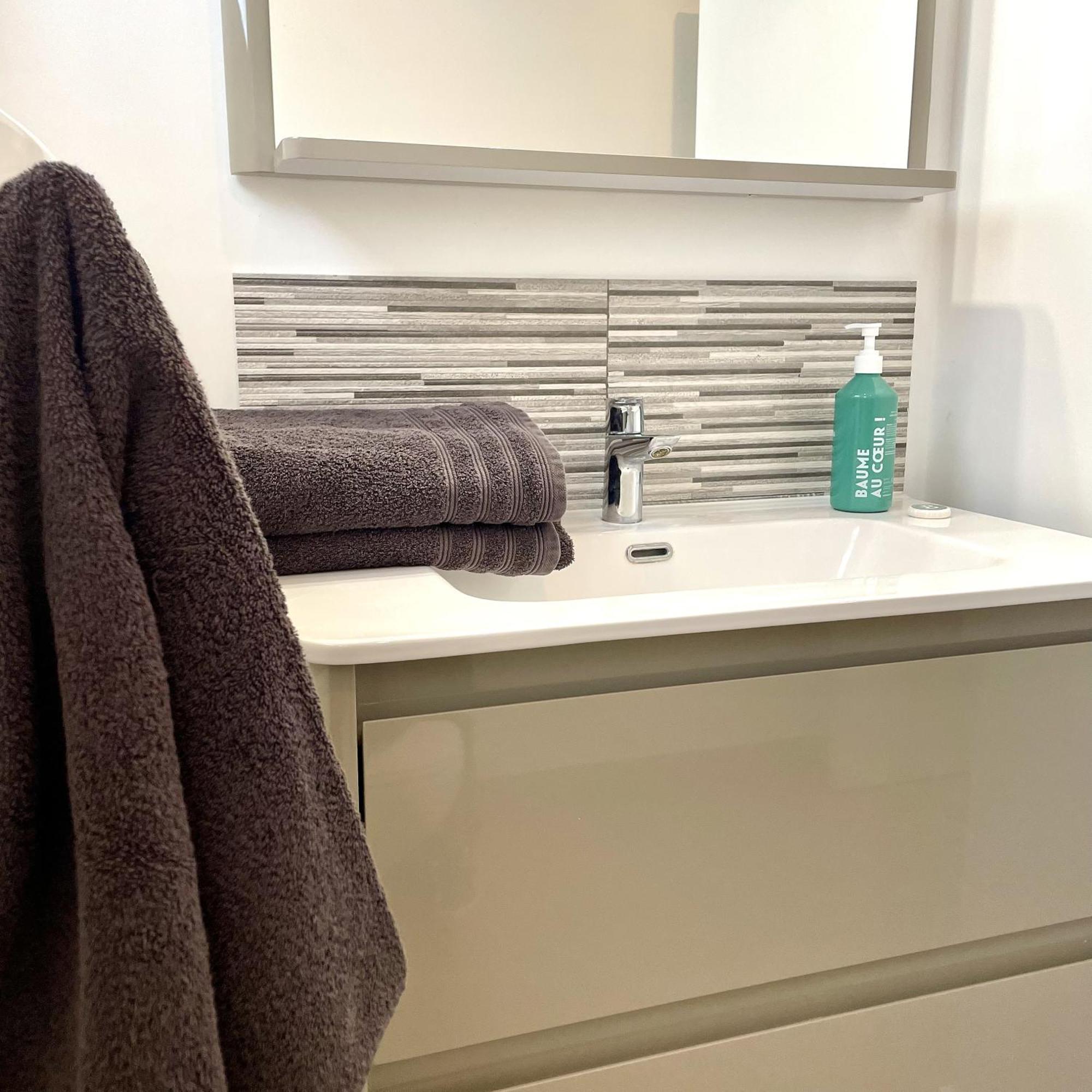 Apartment Jockey Stable By La Boite En *