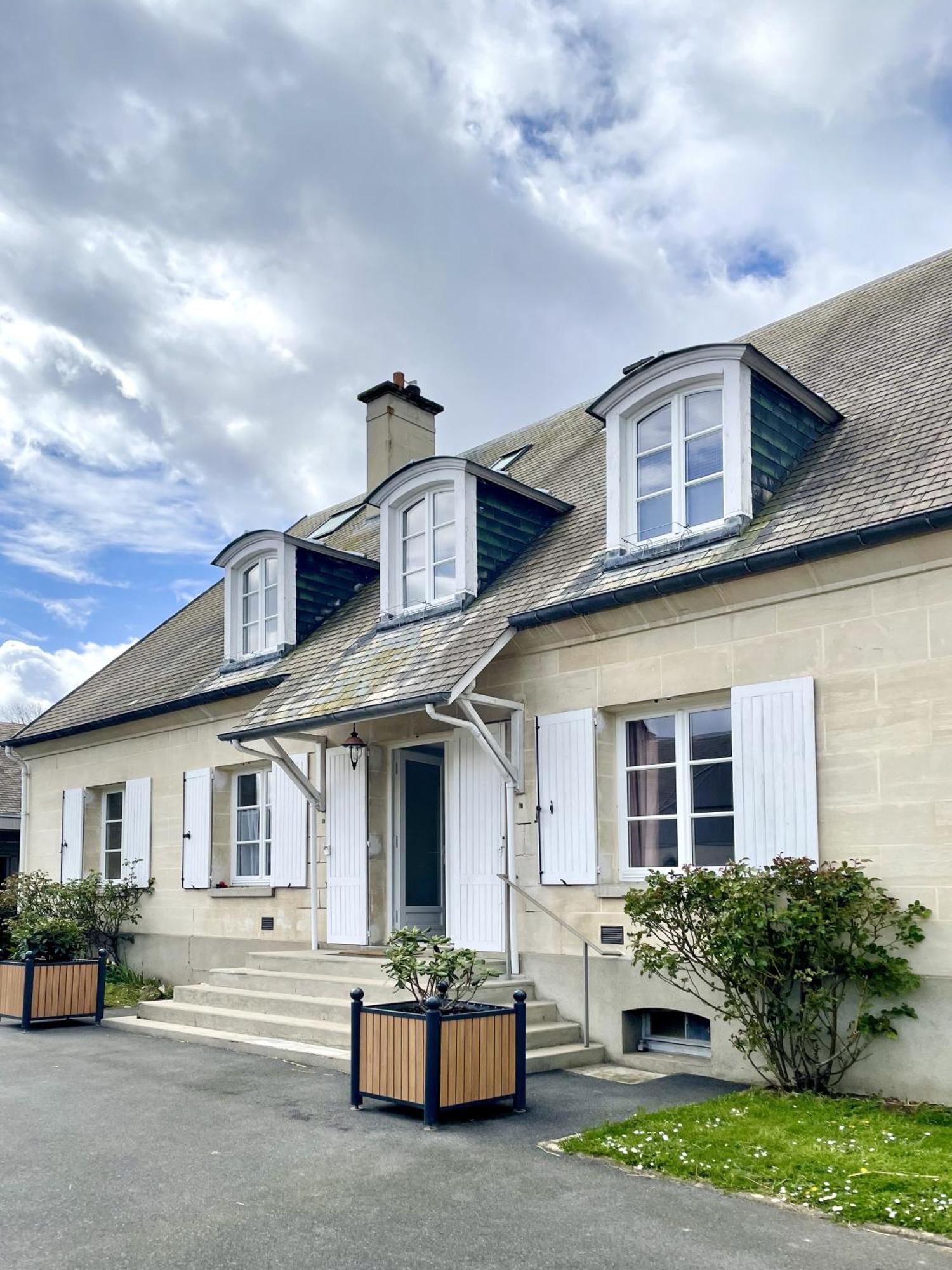 Apartment Jockey Stable By La Boite En Gouvieux